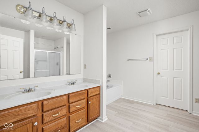 6932 Merritt Ridge Way, Avon, IN 46123