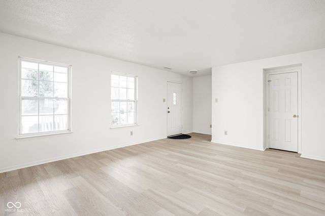 6932 Merritt Ridge Way, Avon, IN 46123