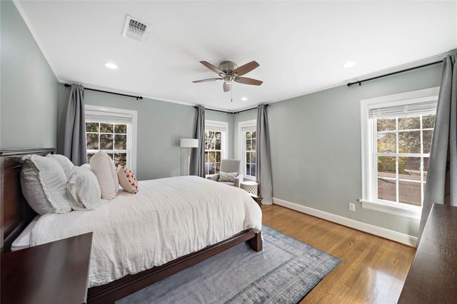 2003 Dryden Road, Houston, TX 77030