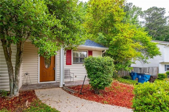 5097 Village Green Way, Alpharetta, GA 30009