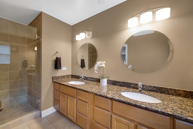2699 Lisa Court, Northbrook, IL 60062