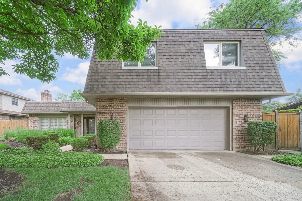2699 Lisa Court, Northbrook, IL 60062