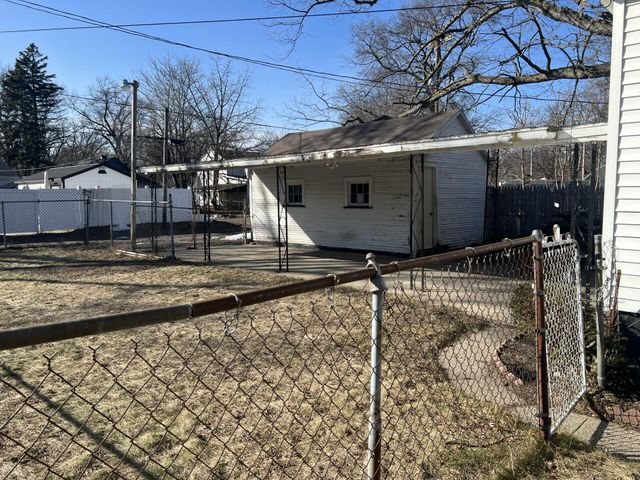 2525 & 2529 Riordan St, Muskegon Heights City, MI 49444