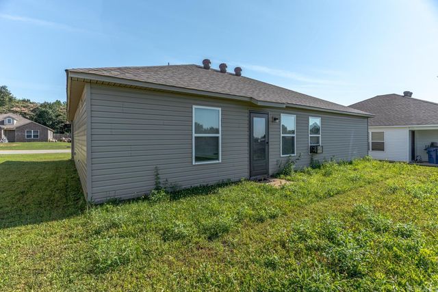 4017 Willow Ridge Dr, Jonesboro, AR 72405