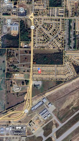 4017 Willow Ridge Dr, Jonesboro, AR 72405