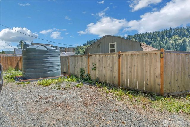 38819 Orville Road E, Eatonville, WA 98328