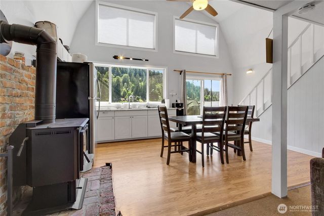 38819 Orville Road E, Eatonville, WA 98328