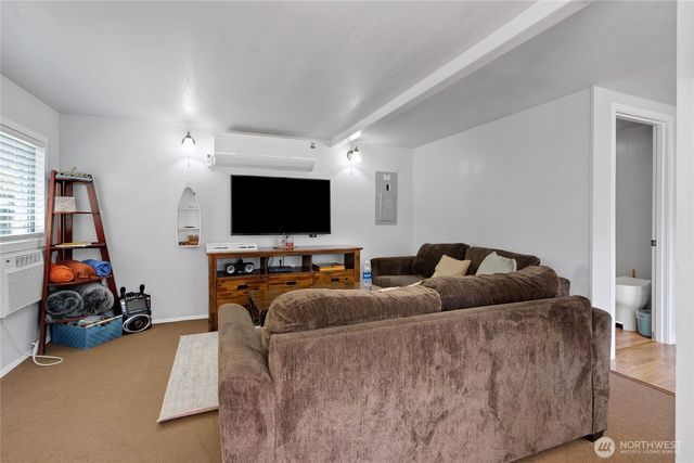 38819 Orville Road E, Eatonville, WA 98328