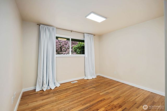 20604 4th Avenue SW, Normandy Park, WA 98166