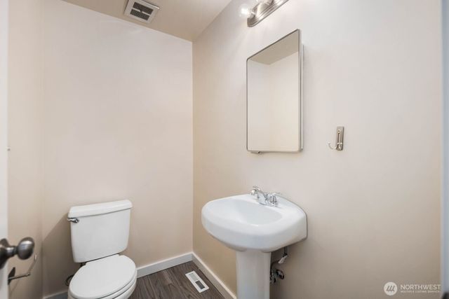 20604 4th Avenue SW, Normandy Park, WA 98166