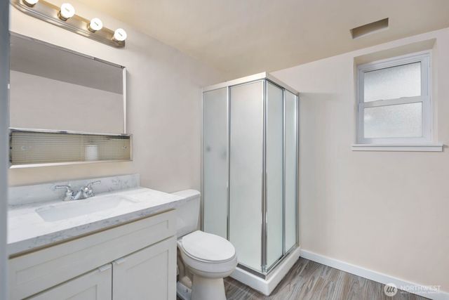 20604 4th Avenue SW, Normandy Park, WA 98166