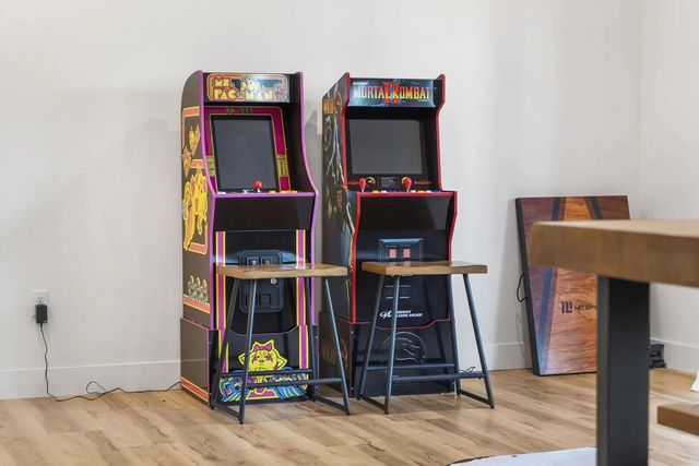 305 Rocky Shores Ridge 30, Hollister, MO 65672