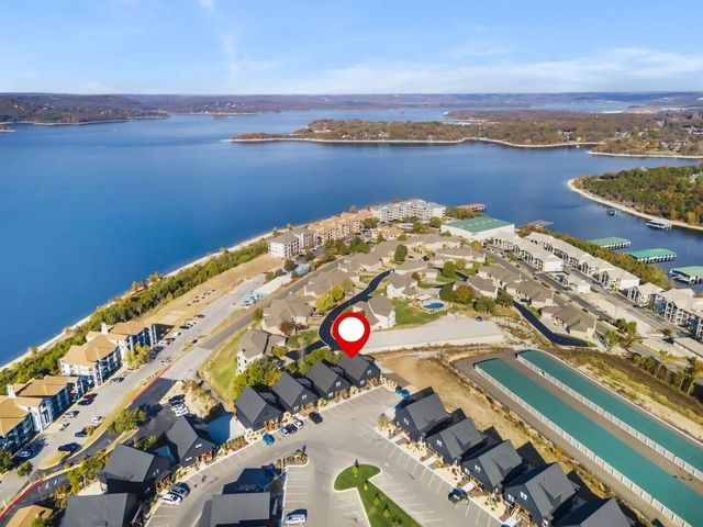 305 Rocky Shores Ridge 30, Hollister, MO 65672