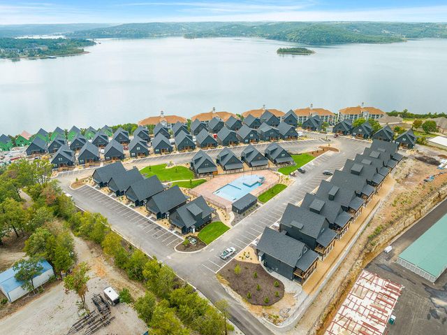 305 Rocky Shores Ridge 30, Hollister, MO 65672