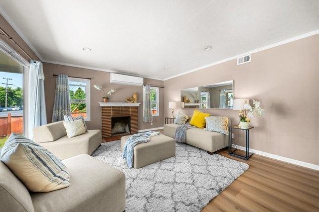 25050 Cypress Avenue, Hayward, CA 94544