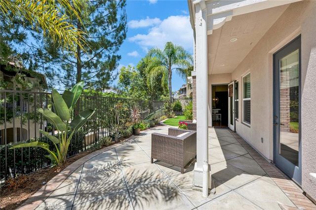 18960 Pelham, Yorba Linda, CA 92886