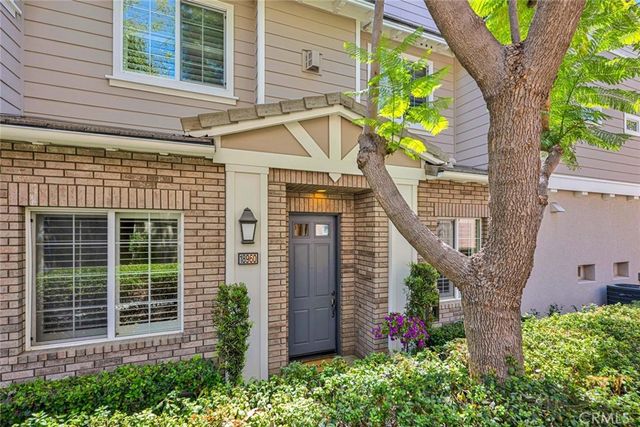 18960 Pelham, Yorba Linda, CA 92886