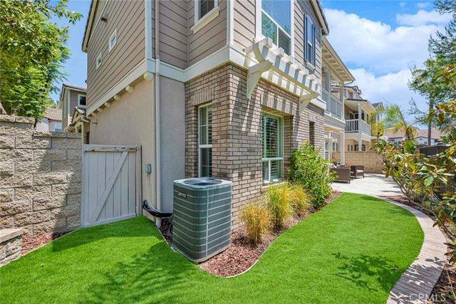18960 Pelham, Yorba Linda, CA 92886