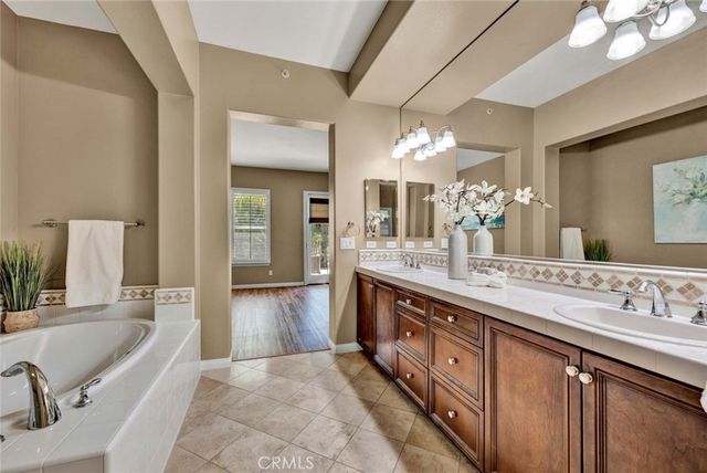 18960 Pelham, Yorba Linda, CA 92886