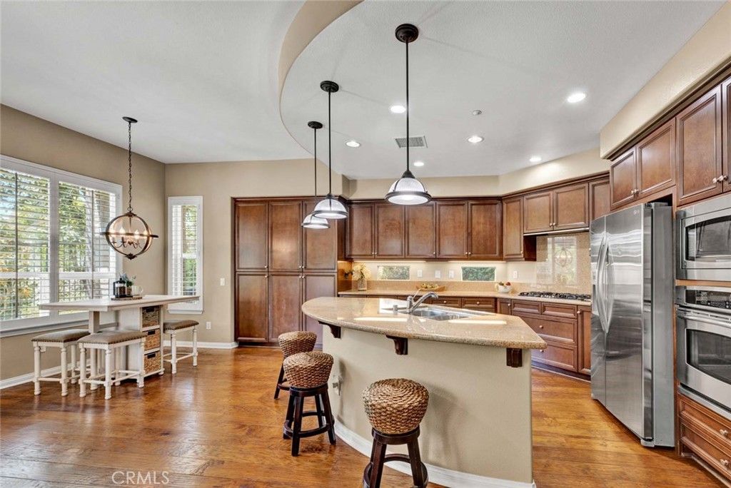 18960 Pelham, Yorba Linda, CA 92886