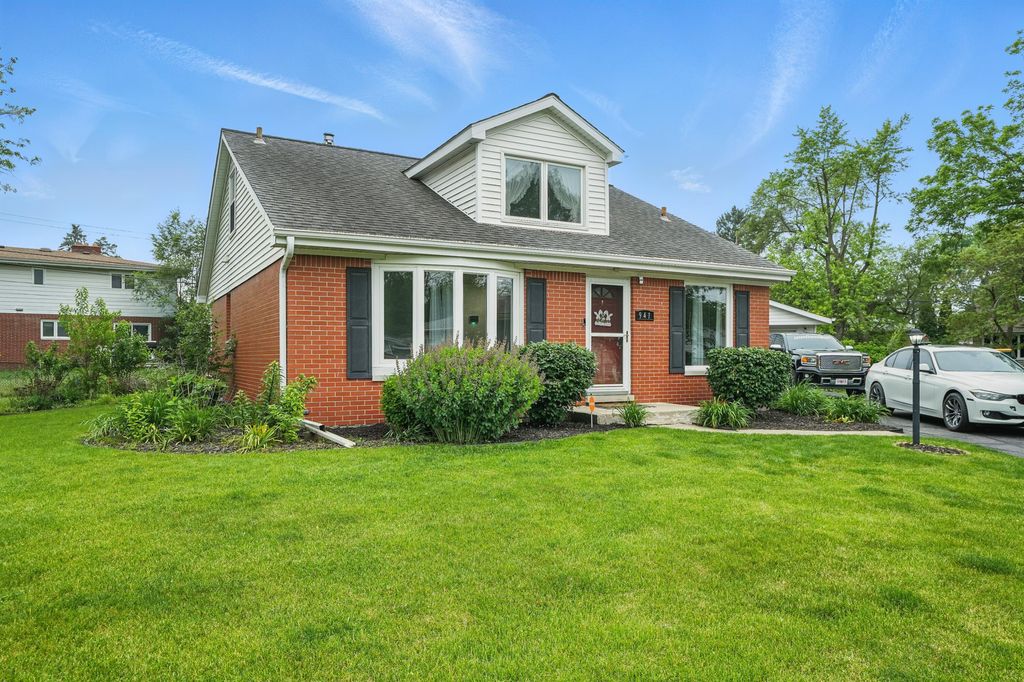 941 W 54th Place, Merrillville, IN 46410