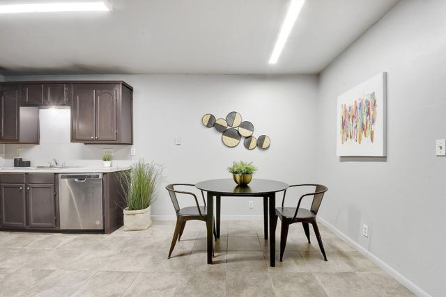 6209 Langham ST, Austin, TX 78741