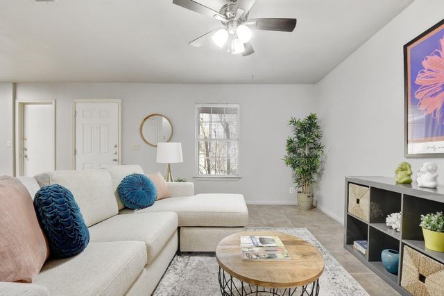 6209 Langham ST, Austin, TX 78741