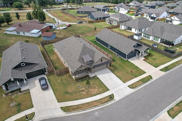 12026 E 106th Place N, Owasso, OK 74055