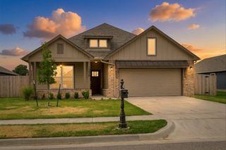 12026 E 106th Place N, Owasso, OK 74055