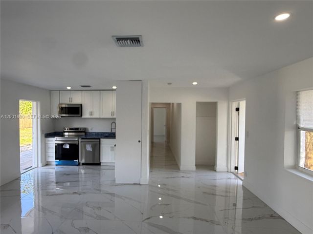 1606 NW 12th Ave, Fort Lauderdale, FL 33311