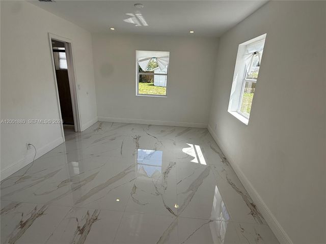 1606 NW 12th Ave, Fort Lauderdale, FL 33311