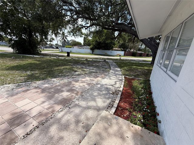 1606 NW 12th Ave, Fort Lauderdale, FL 33311