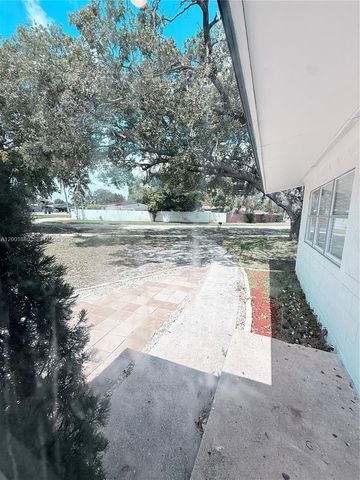 1606 NW 12th Ave, Fort Lauderdale, FL 33311