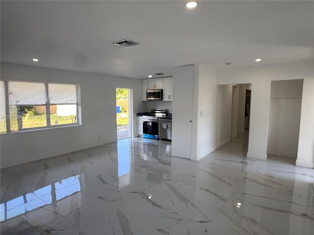 1606 NW 12th Ave, Fort Lauderdale, FL 33311