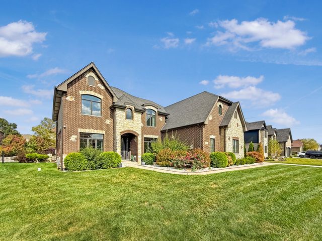 8884 Port Washington Drive, Frankfort, IL 60423