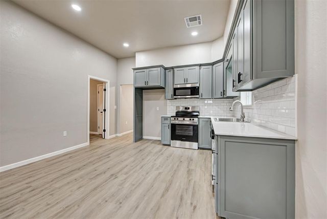 1017 E Cavanaugh Street, El Reno, OK 73036