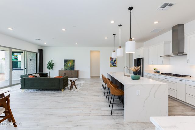 14429 N 75TH Drive, Peoria, AZ 85381