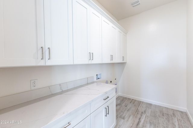 14429 N 75TH Drive, Peoria, AZ 85381