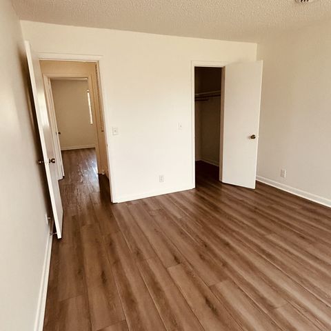 5600 Country Dr Apt 160, Nashville, TN 37211