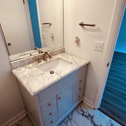 5600 Country Dr Apt 160, Nashville, TN 37211