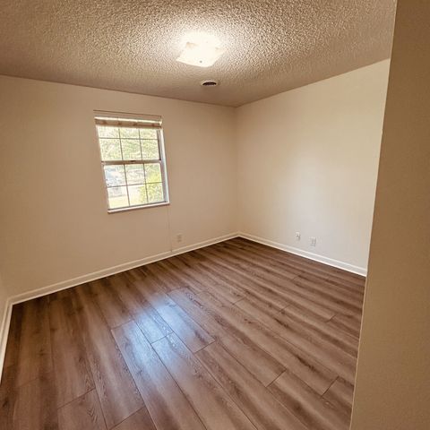 5600 Country Dr Apt 160, Nashville, TN 37211