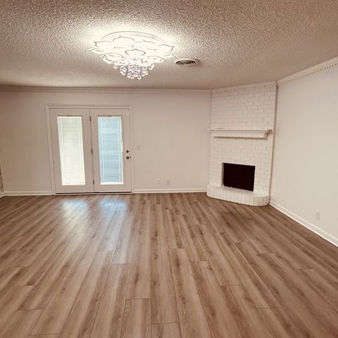 5600 Country Dr Apt 160, Nashville, TN 37211