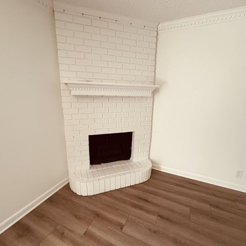 5600 Country Dr Apt 160, Nashville, TN 37211