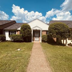 5600 Country Dr Apt 160, Nashville, TN 37211
