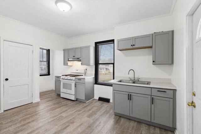 849 25th Street, Rock Island, IL 61201