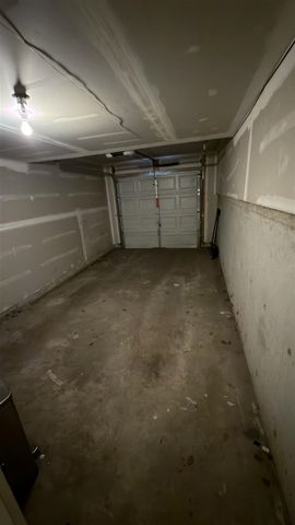 15602 Stone Crossing Drive, Southfield, MI 48075