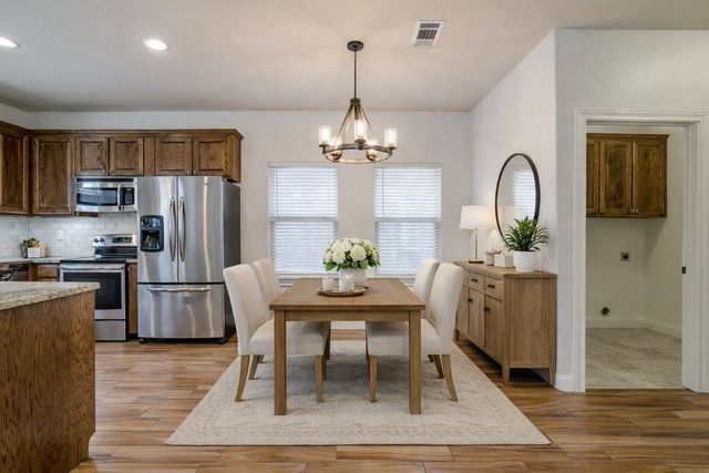 4912 Ridglea Hills Court, Fort Worth, TX 76116