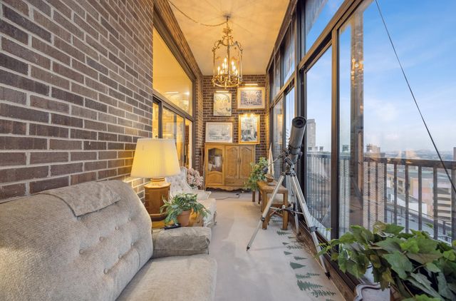 1235 Yale Place 1701, Minneapolis, MN 55403