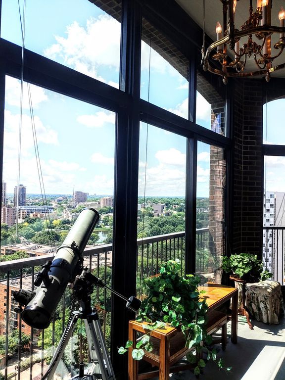 1235 Yale Place 1701, Minneapolis, MN 55403
