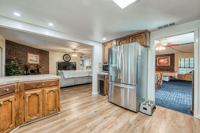 6680 N Remington Avenue, Fresno, CA 93704